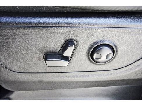 Used 2022 RAM 1500 Big Horn w/ Built-to-serve Edition image 26