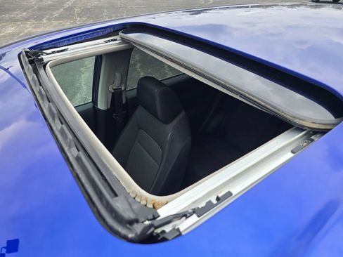 Used 2024 Honda CR-V EX image 3