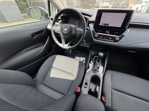 Used 2025 Toyota Corolla LE image 35