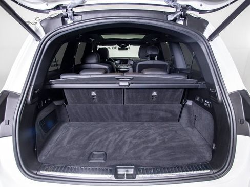 Used 2022 Mercedes-Benz GLS 450 4MATIC image 9