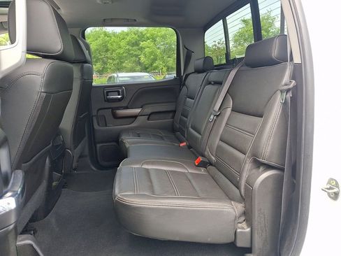 Used 2019 GMC Sierra 2500 Denali w/ Duramax Plus Package AWD/4WD image 12