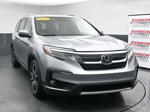Used 2022 Honda Pilot Touring image 3