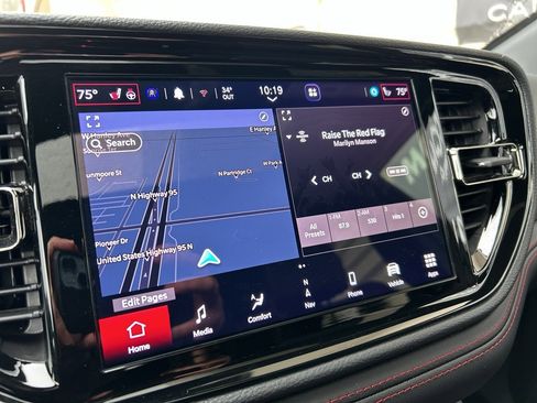 Used 2025 Dodge Durango GT image 22