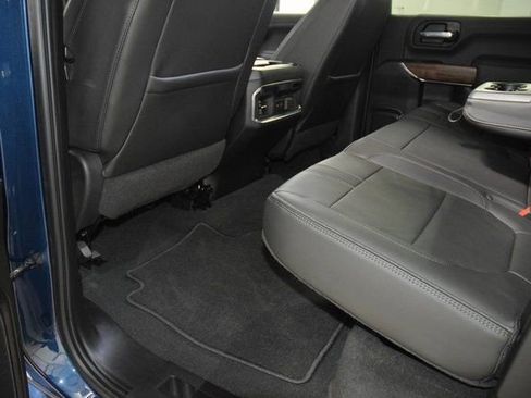 Used 2022 Chevrolet Silverado 3500 High Country image 44