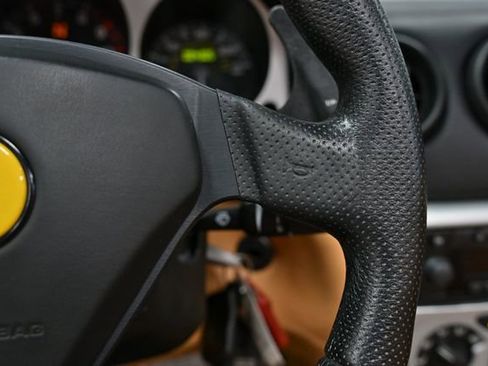 Used 2004 Ferrari 360 Spider image 33