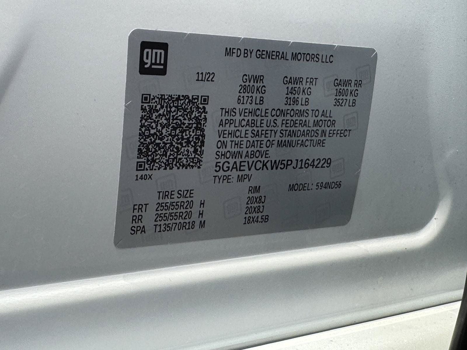 Used 2023 Buick Enclave Avenir w/ Avenir Technology Package AWD/4WD image 37