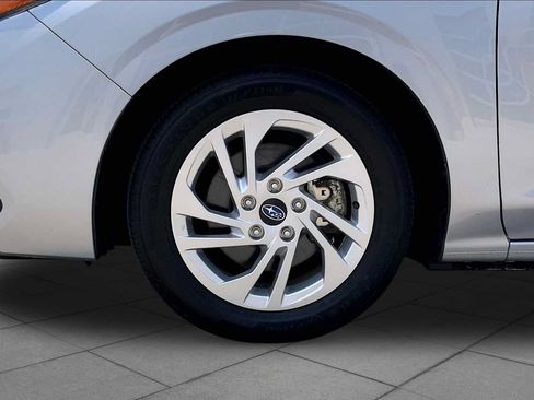 Certified 2024 Subaru Impreza 2.0i AWD/4WD image 10
