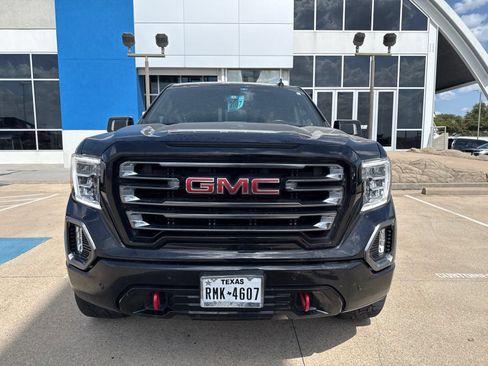 Used 2022 GMC Sierra 1500 AT4 w/ AT4 Premium Package AWD/4WD image 2
