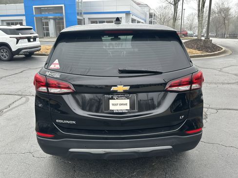 Used 2022 Chevrolet Equinox LT image 6