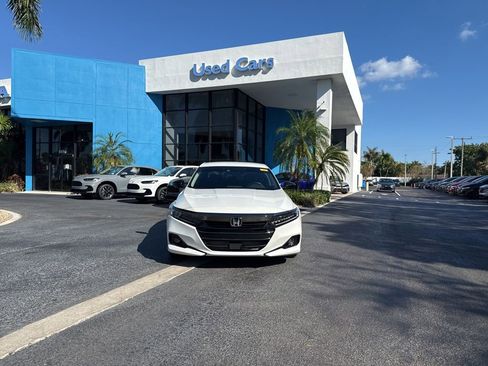 Used 2022 Honda Accord Sport Special Edition image 2