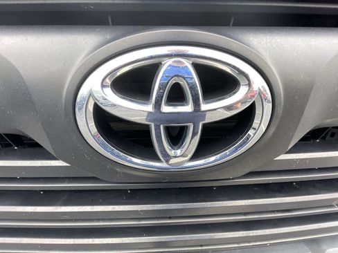 Used 2023 Toyota Tundra SR5 w/ SR5 Premium Package AWD/4WD image 31