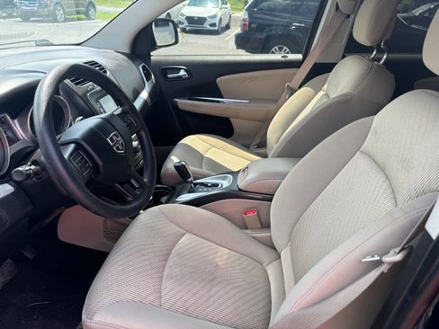 Used 2014 Dodge Journey SXT FWD image 7