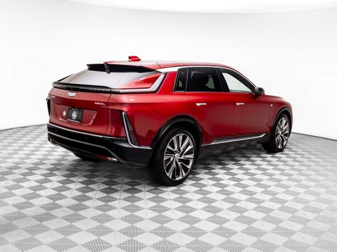 Certified 2024 Cadillac Lyriq Luxury w/ LPO, Floor Liner Package image 6