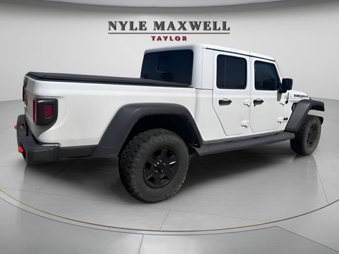 Used 2023 Jeep Gladiator Mojave AWD/4WD image 4