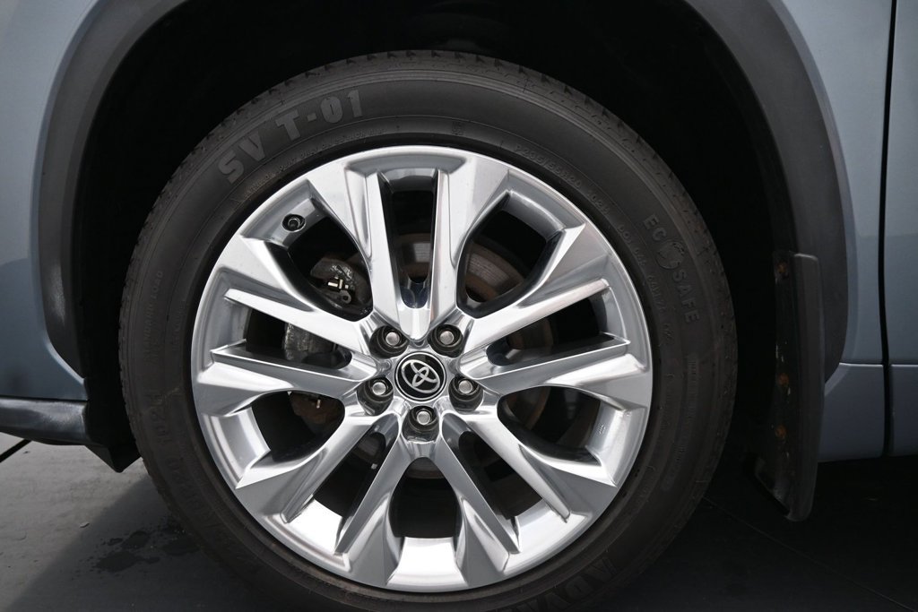 Used 2023 Toyota Highlander Limited AWD/4WD image 14