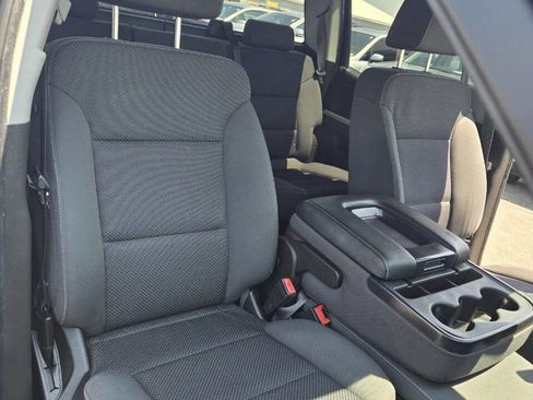 Used 2018 Chevrolet Silverado 1500 LT w/ LT Eassist Package image 17