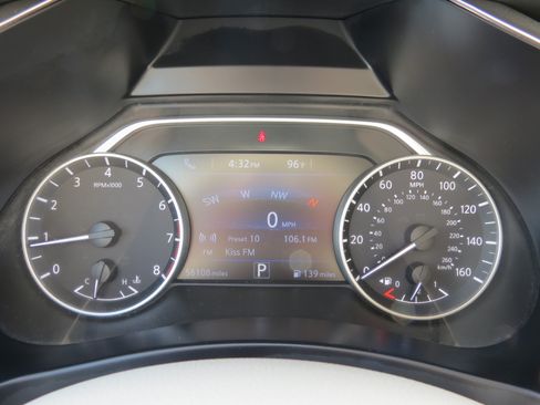 Used 2016 Nissan Murano SL w/ SL Technology Package FWD image 12