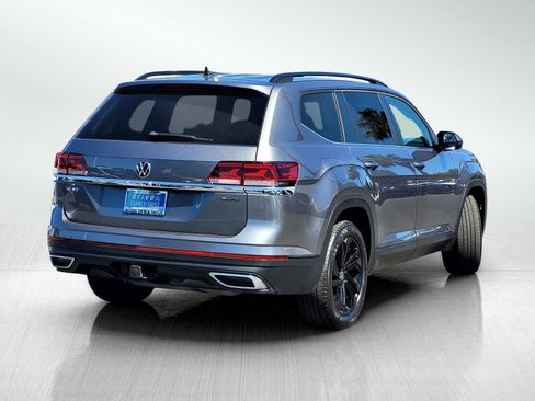 Used 2023 Volkswagen Atlas SE AWD/4WD image 4