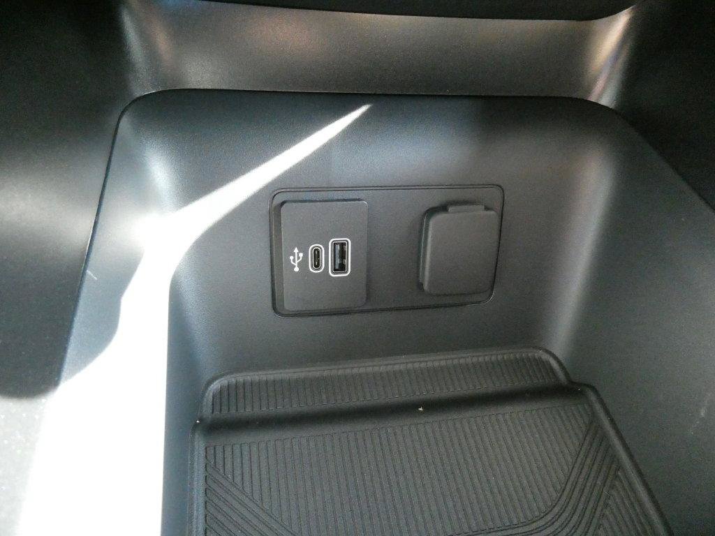 New 2027 Ford Explorer Active AWD/4WD image 27