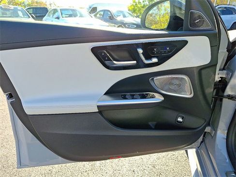 Used 2026 Mercedes-Benz C 300 4MATIC Sedan image 11