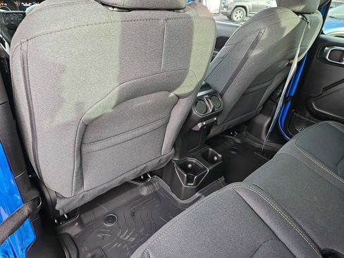 New 2026 Jeep Gladiator Sport image 17