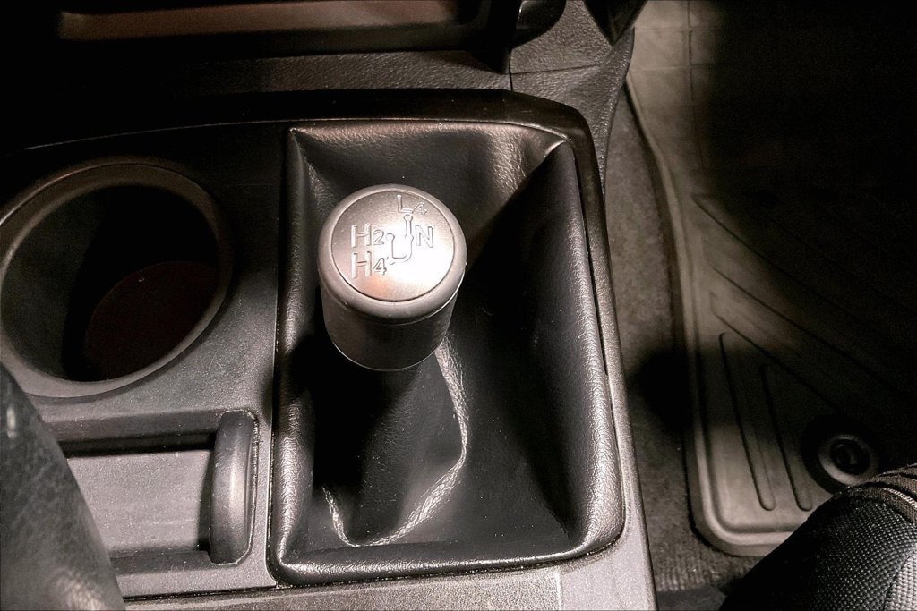 Used 2015 Toyota 4Runner Trail AWD/4WD image 16