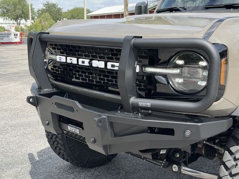 Used 2025 Ford Bronco Big Bend AWD/4WD image 2