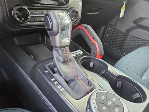 New 2025 Ford Bronco Heritage Edition image 13