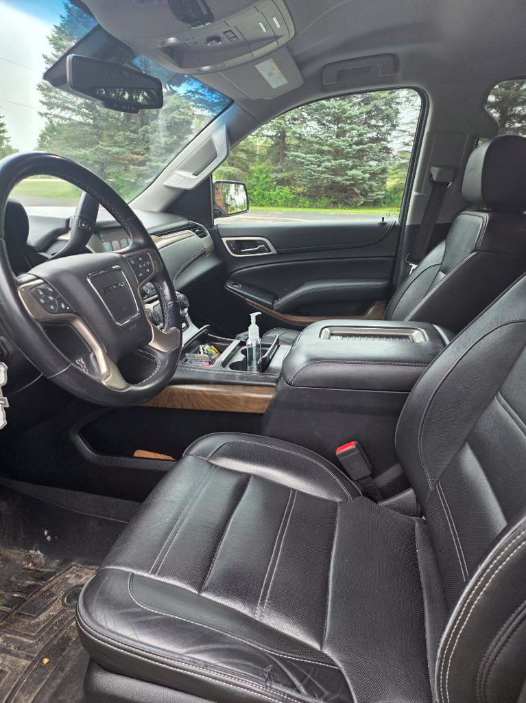 Used 2019 GMC Yukon XL Denali AWD/4WD image 6