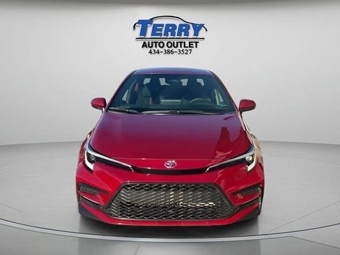 Used 2024 Toyota Corolla SE image 3