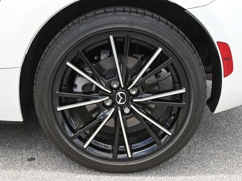 Used 2024 MAZDA MX-5 Miata Grand Touring w/ Weather Package image 9