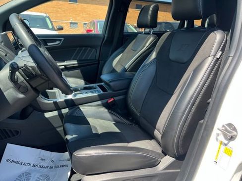 Used 2024 Ford Edge ST w/ Equipment Group 401A AWD/4WD image 20