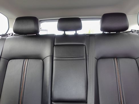 Certified 2025 MAZDA CX-50 AWD 2.5 S w/ Premium Plus Pkg image 15