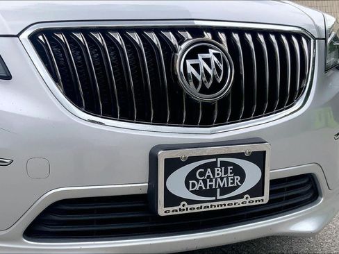 Used 2018 Buick Envision Essence AWD/4WD image 29