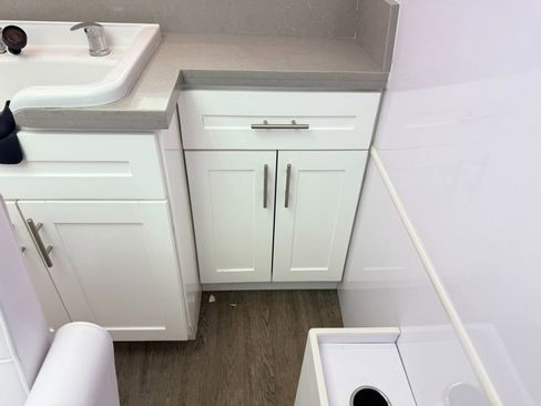 Used 2013 Mercedes-Benz Sprinter 2500 image 25