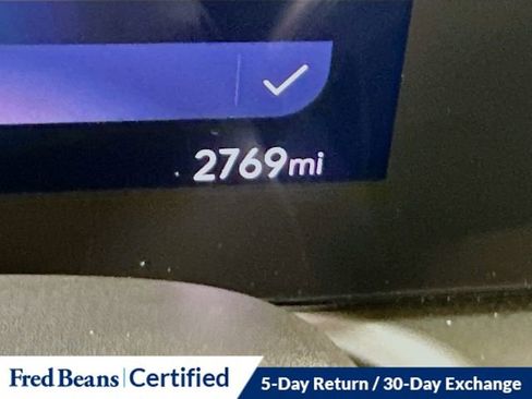 Used 2025 Buick Encore GX Avenir w/ Avenir Technology Package image 25