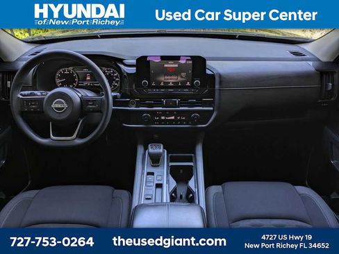 Used 2022 Nissan Pathfinder S FWD image 19