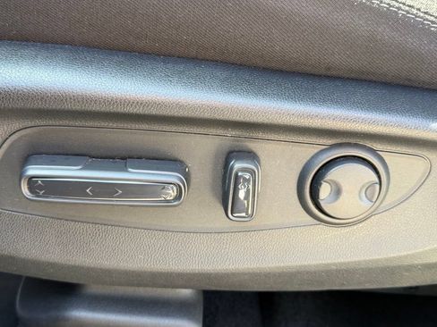 Used 2024 Honda CR-V EX image 19
