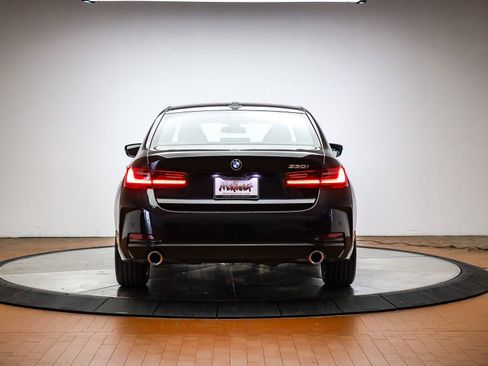 Certified 2024 BMW 330i Sedan w/ Convenience Package image 3