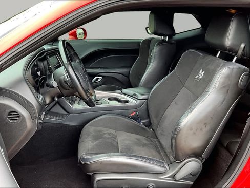 Used 2021 Dodge Challenger R/T Scat Pack RWD image 8