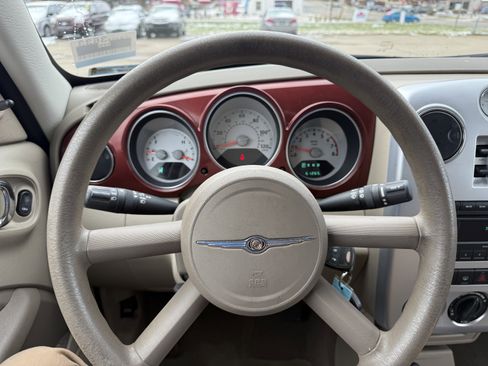 Used 2008 Chrysler PT Cruiser image 14