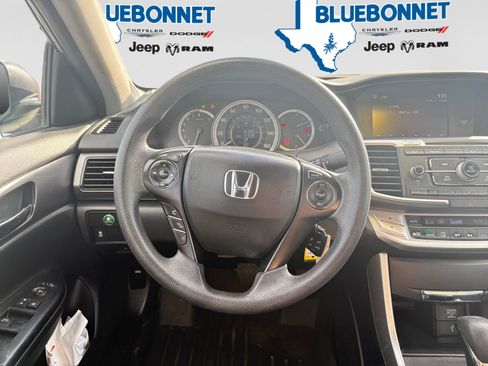 Used 2021 Honda Civic EX image 13