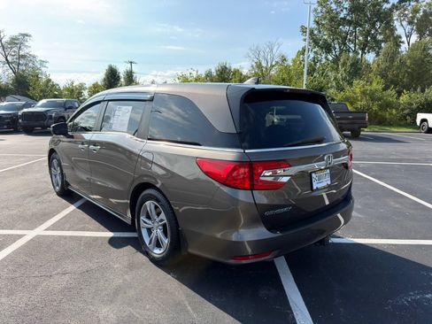 Used 2019 Honda Odyssey EX image 4