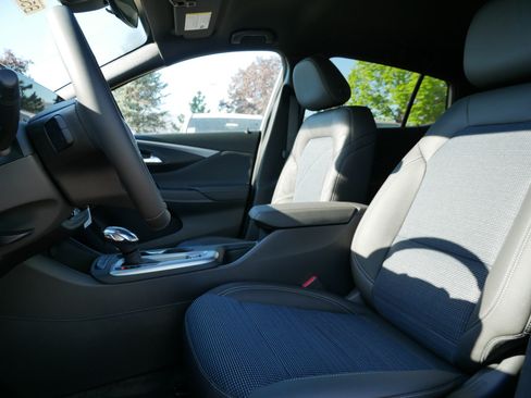 New 2026 Buick Envista Preferred FWD image 4