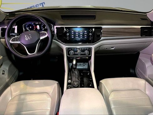 Used 2021 Volkswagen Atlas SEL Premium AWD/4WD image 8