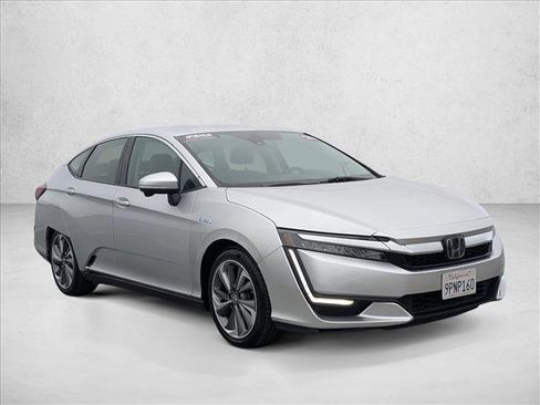 Used 2020 Honda Clarity Plug-In Hybrid image 3