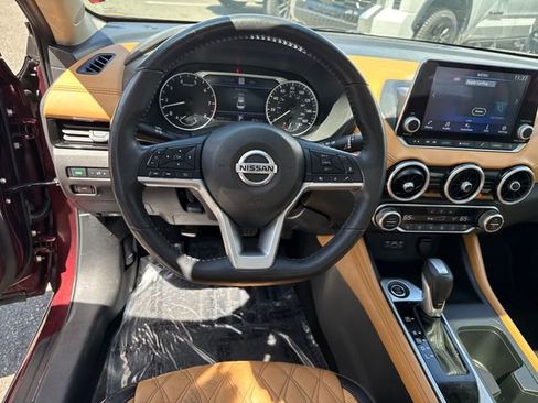 Used 2022 Nissan Sentra SV w/ SV Premium Package FWD image 17