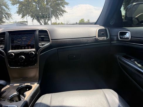 Used 2014 Jeep Grand Cherokee Limited AWD/4WD image 7