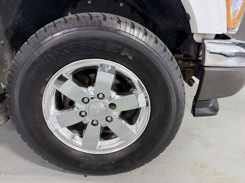 Used 2012 GMC Canyon SLT AWD/4WD image 2