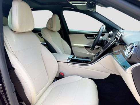 Used 2022 Mercedes-Benz C 300 Sedan w/ Pinnacle Trim Package image 16
